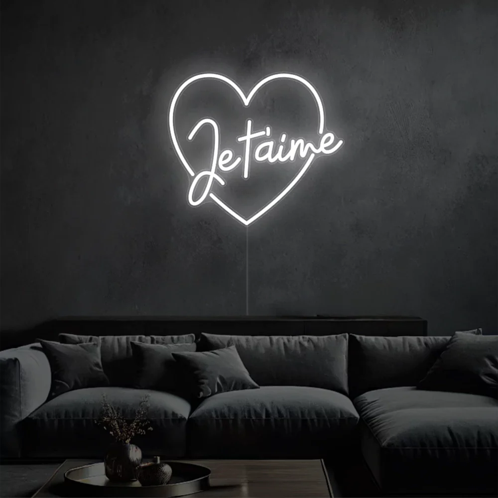 Néon LED Love dans un coeur