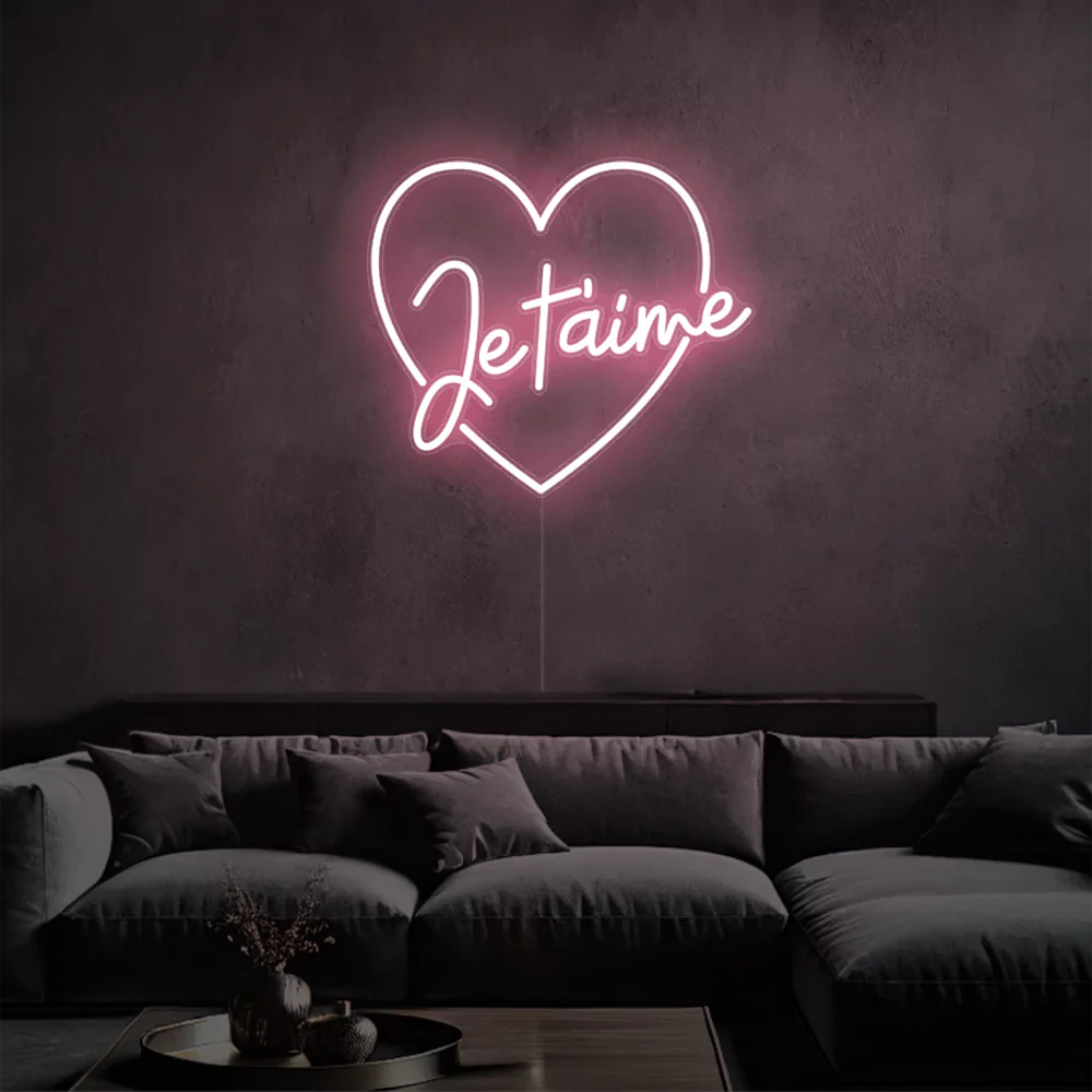 Néon LED Love dans un coeur