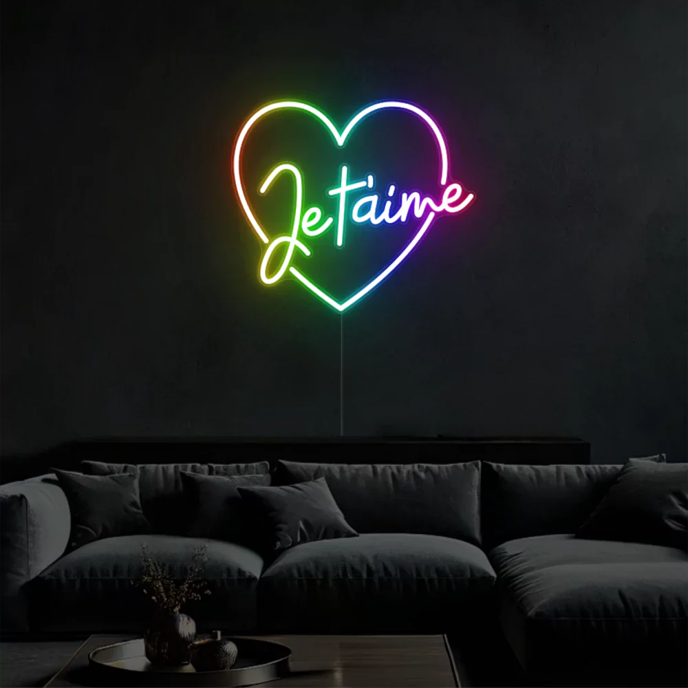 Néon LED Love dans un coeur
